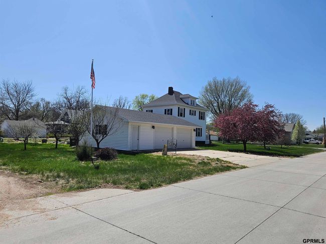 403 A St, House other with 4 bedrooms, 2 bathrooms and 2 parking in Shelton NE | Image 10