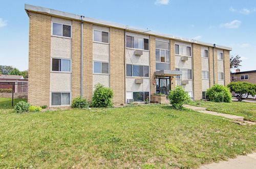 1339 Conway St, Saint Paul, MN, 55106-5852 | Card Image