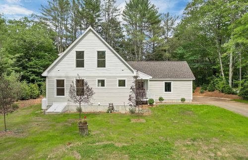 4 Hilltop Dr, Holderness, NH, 03245-5221 | Card Image