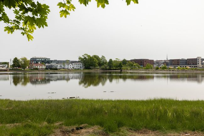 UNIT-4 - 162 Mill Pond Way, Condo with 3 bedrooms, 3 bathrooms and null parking in Portsmouth NH | Image 18