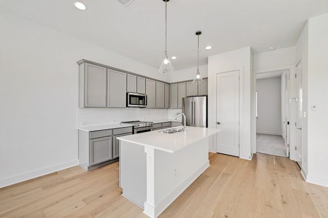 UNIT-1801 - 2050 Lohmans Spur Rd, Condo with 3 bedrooms, 3 bathrooms and 2 parking in Lakeway TX | Image 9