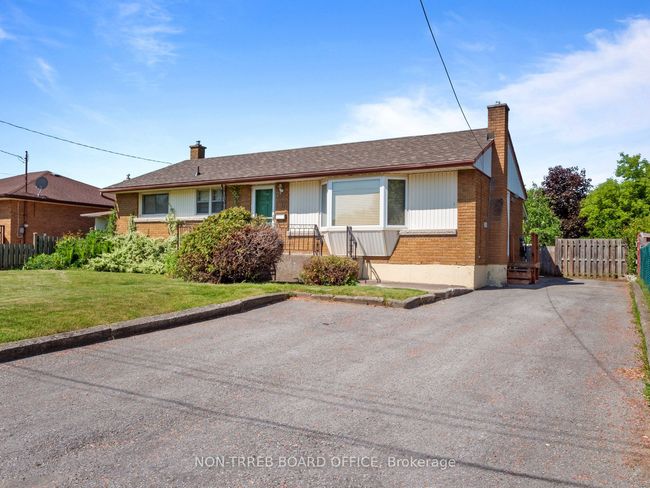 7361 Merritt Ave, House other with 3 bedrooms, 2 bathrooms and 3 parking in Niagara Falls ON | Image 39