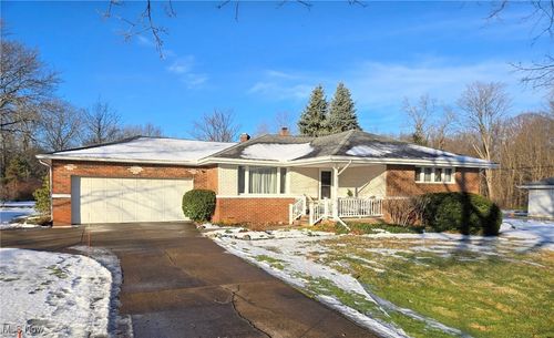 7424 Button Rd, Concord Township, OH, 44060-6735 | Card Image