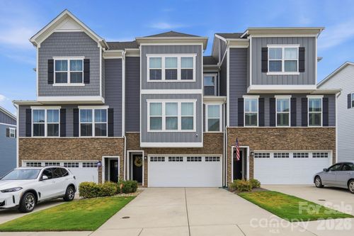 435 Lahinch Dr, Fort Mill, SC, 29708-6001 | Card Image