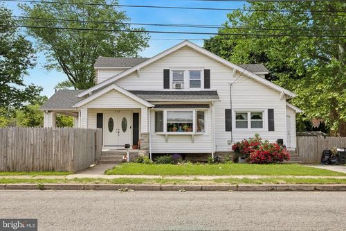 599 Massachusetts Ave, ALDAN, PA, 19018-3212 | Card Image