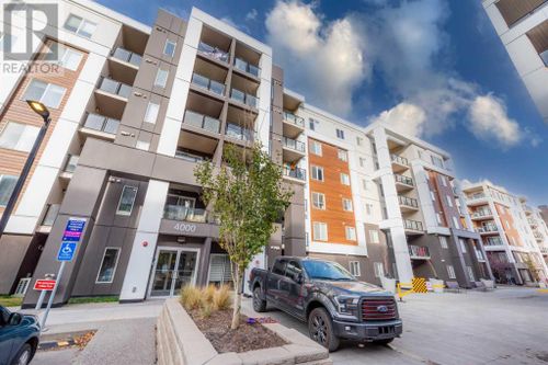 4641 128 Ave Ne, Calgary, AB, T3N1T5 | Card Image