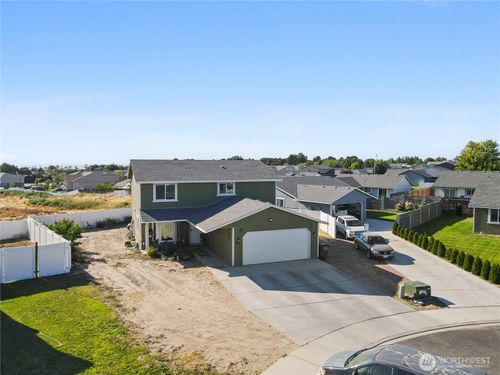 905 Sunstone Ct, Othello, WA, 99344-5515 | Card Image