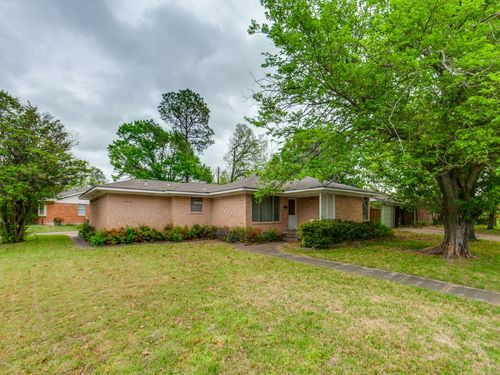 2804 S 5th St, Garland, TX, 75041-3303 | Card Image