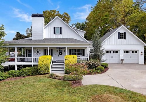 41 Hall St, Blue Ridge, GA, 30513-8606 | Card Image