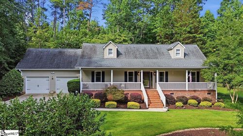 109 Holder St, Liberty, SC, 29657-9594 | Card Image