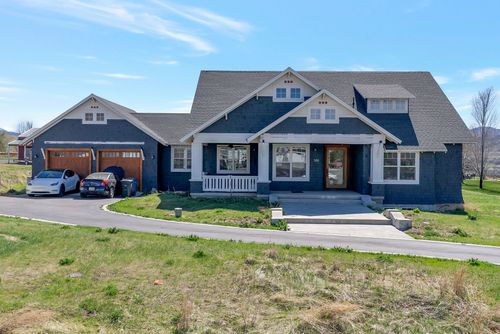 320 E 9500 S, Paradise, UT, 84328-8903 | Card Image