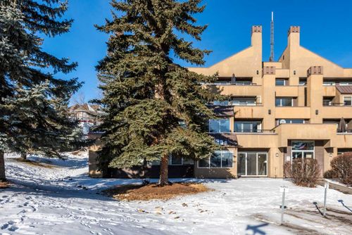 1-101 Village Hts Sw, Calgary, AB, T3H2L2 | Card Image