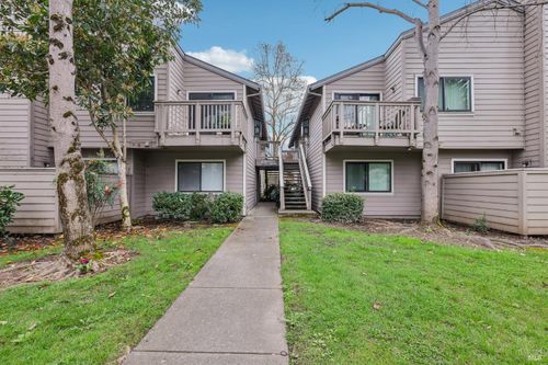 589 Mission Blvd, Santa Rosa, CA, 95409-5347 | Card Image