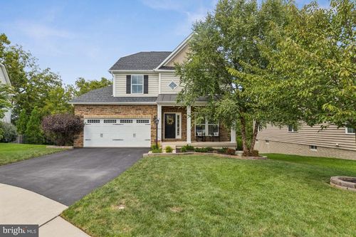 134 Atlantis Ln, LAKE FREDERICK, VA, 22630-2099 | Card Image