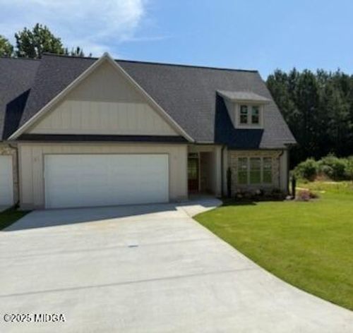 422 Cliffstone Ct, Macon, GA, 31220-7635 | Card Image