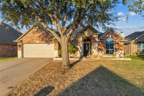 4939 Screech Owl Ln, Grand Prairie, TX, 75052-3064 | Card Image