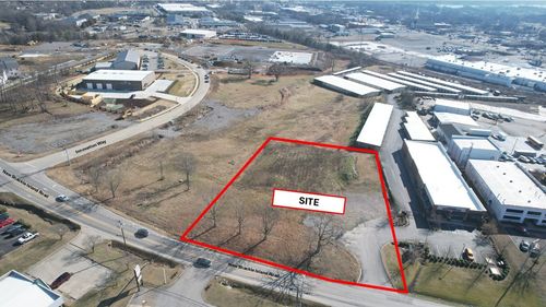 100 New Shackle Island Rd, Hendersonville, TN, 37075-2308 | Card Image