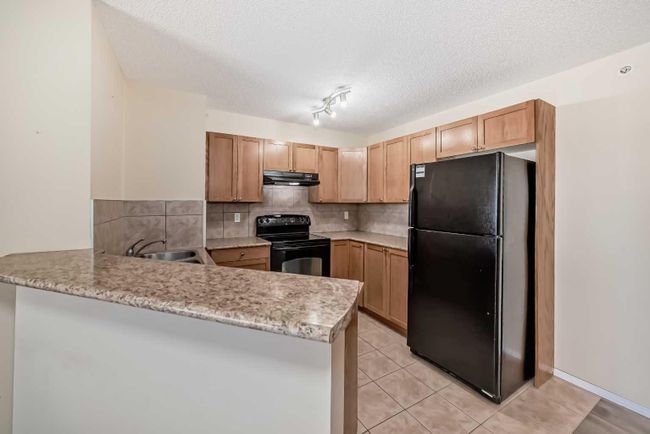 340 - 428 Chaparral Ravine View Se, Home with 2 bedrooms, 2 bathrooms and 1 parking in Calgary AB | Image 5