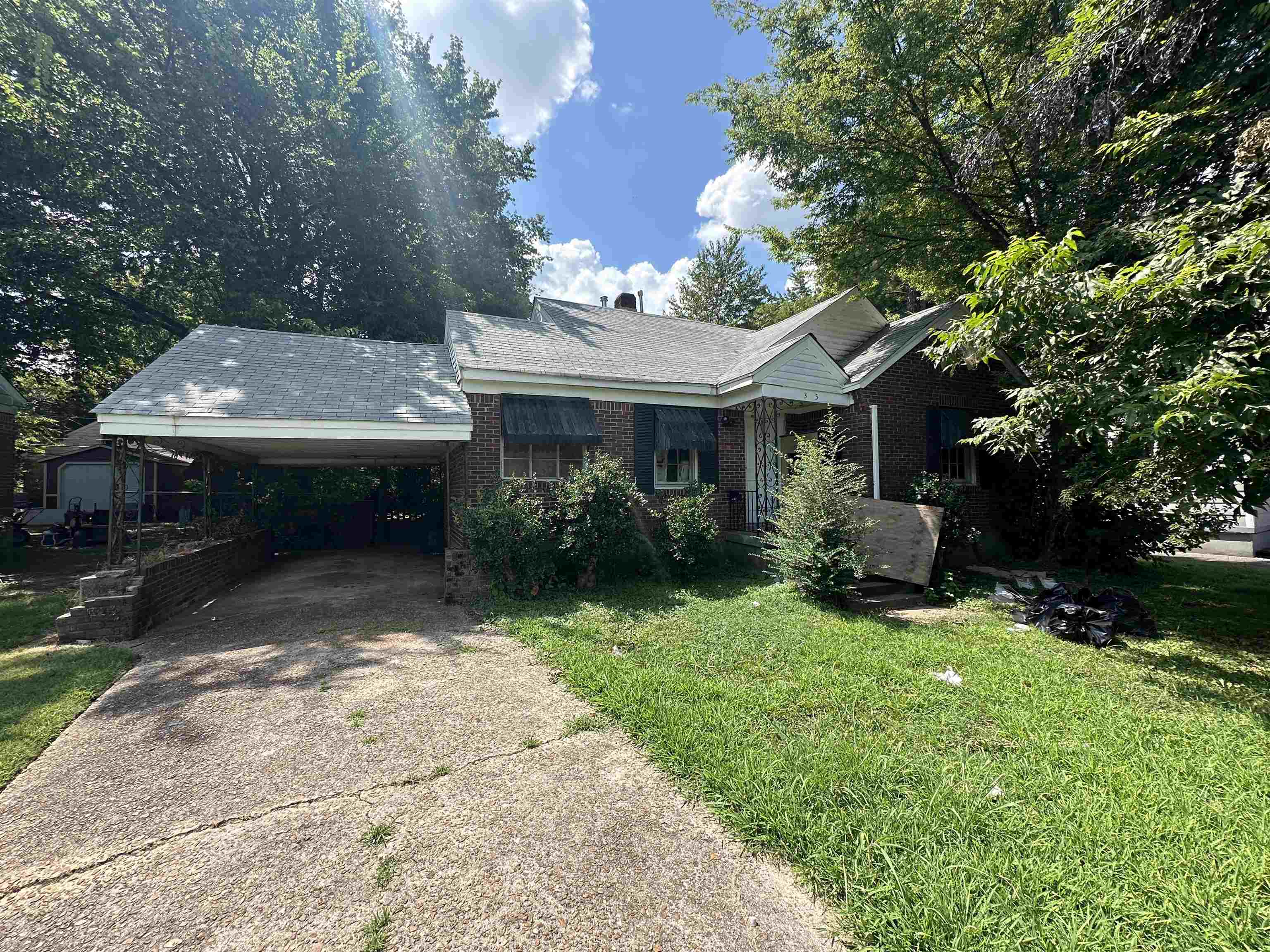 Crump Ave, Memphis, TN 38112