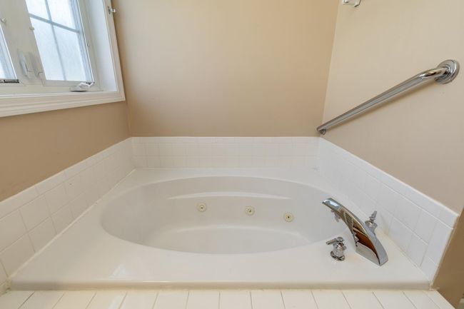 16 - 16 S Parrish Dr, Condo with 2 bedrooms, 3 bathrooms and null parking in Londonderry NH | Image 26