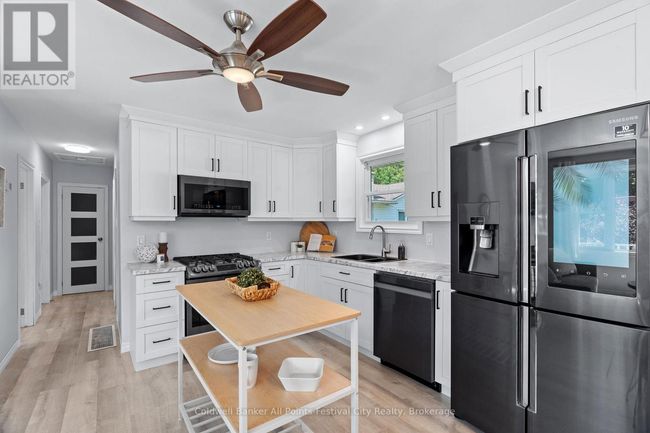 7 Andrew Cres, House other with 2 bedrooms, 1 bathrooms and 6 parking in Goderich ON | Image 14