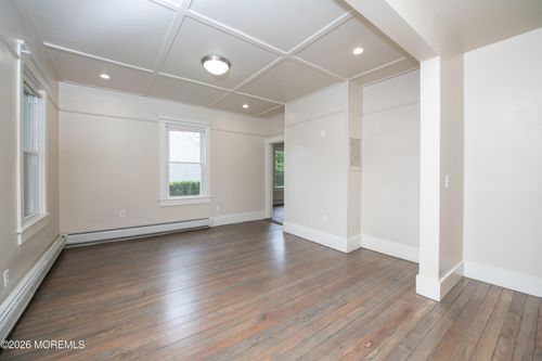 35 W Westside Ave, Red Bank, NJ, 07701-1437 | Card Image