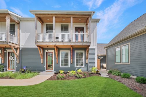 8 Port Pl, Ottawa, IL, 61350-9045 | Card Image