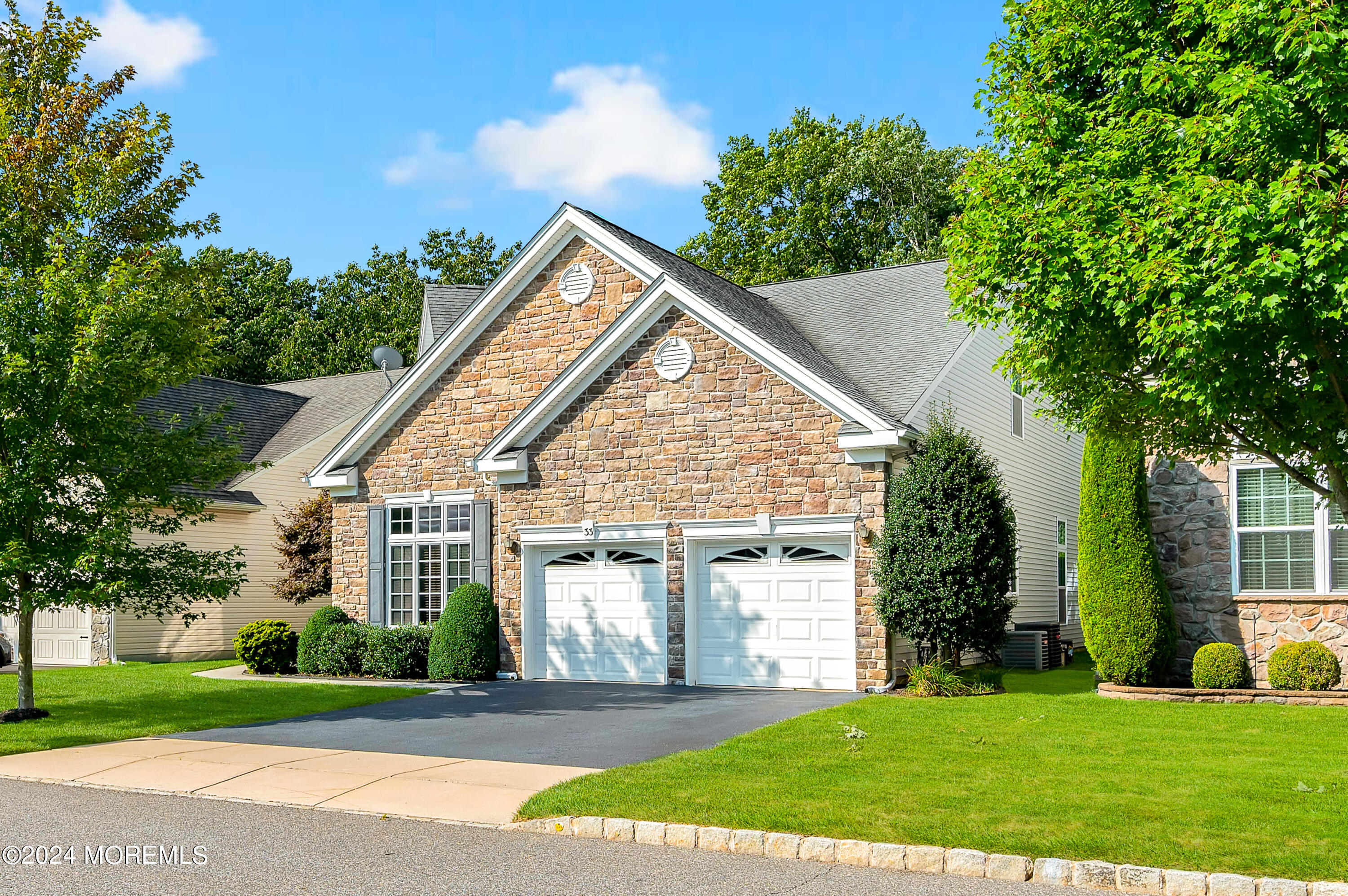 Forsgate Way, Lakewood, NJ 08701