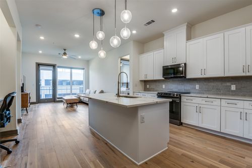 3354-2700 Old Denton Rd, Carrollton, TX, 75007-6486 | Card Image