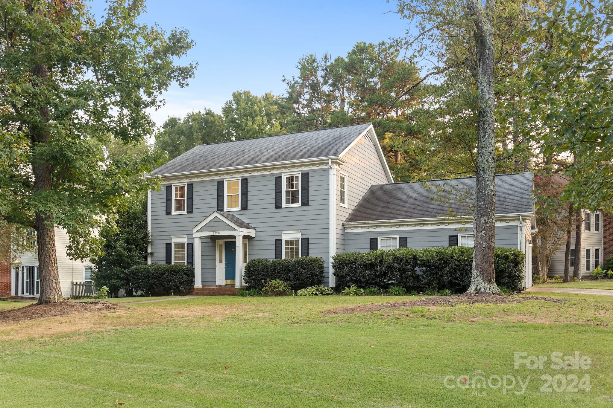 Brassy Creek Ln, Charlotte, NC 28269