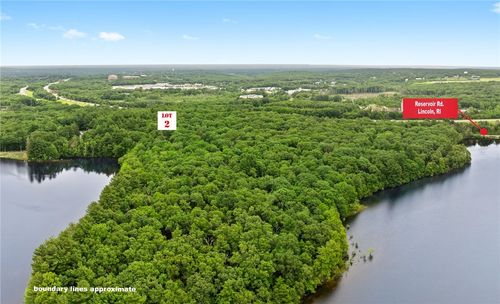 241 Reservoir Rd, Smithfield, RI, 02917 | Card Image