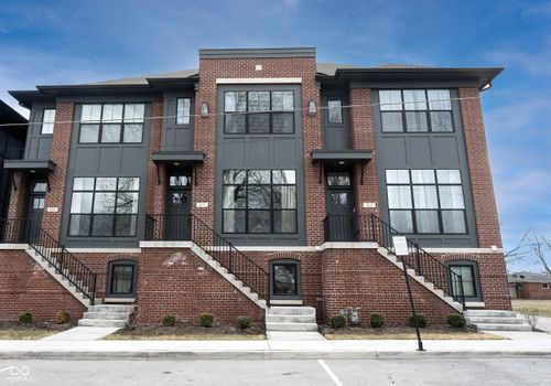 411 Jersey St, Westfield, IN, 46074-9404 | Card Image