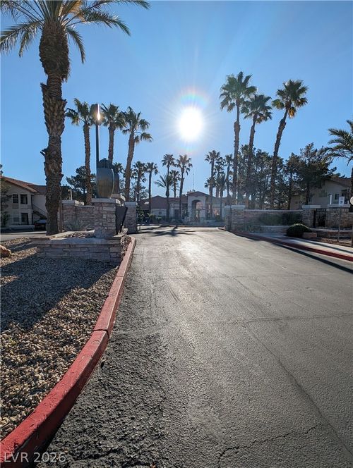 2015-1830 N Buffalo Dr, Las Vegas, NV, 89128-2779 | Card Image