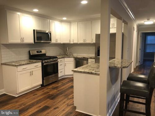 28 Aspen Ct, HAMILTON, NJ, 08619-4603 | Card Image