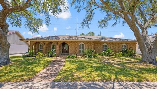 5018 Olympia Dr, Corpus Christi, TX, 78413-2725 | Card Image