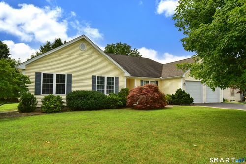 10 Coughlin Rd, Manchester, CT, 06040-6670 | Card Image