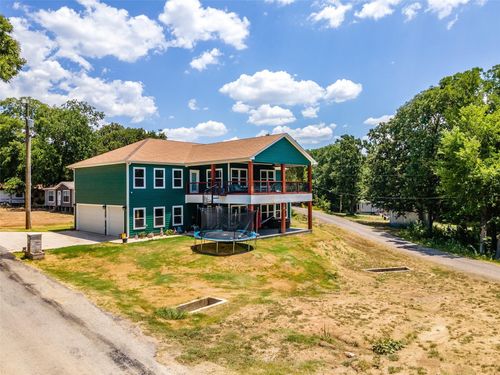 16 Beach Dr, Pottsboro, TX, 75076-3817 | Card Image