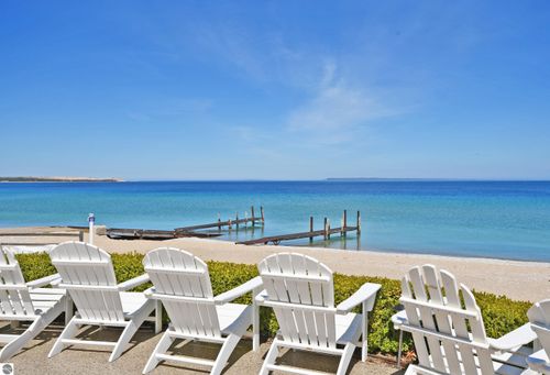 13f-5707 (13F) S Lake St, Glen Arbor, MI, 49636-5102 | Card Image