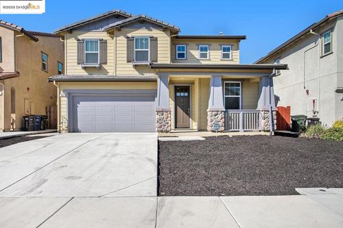 605 Brinwood Way, Oakley, CA, 94561-3087 | Card Image