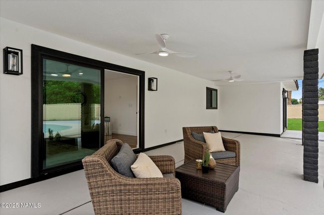 Covered outdoor patio | Image 28