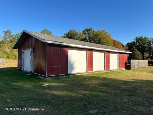 10350 Morrish Rd, Montrose, MI, 48457-9049 | Card Image