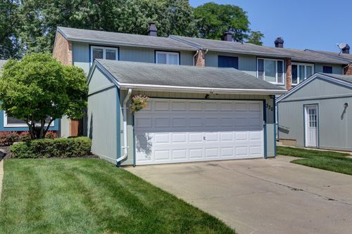 330 Elmwood Ln, Bloomingdale, IL, 60108-2118 | Card Image