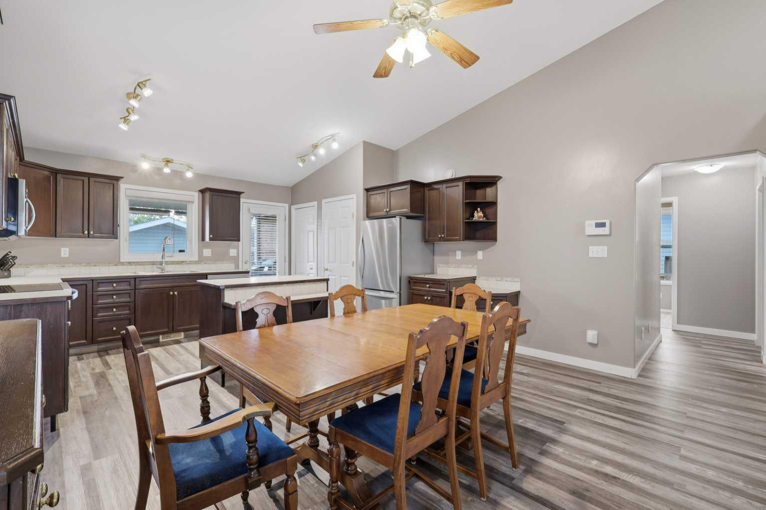 Residential in Penhold 3