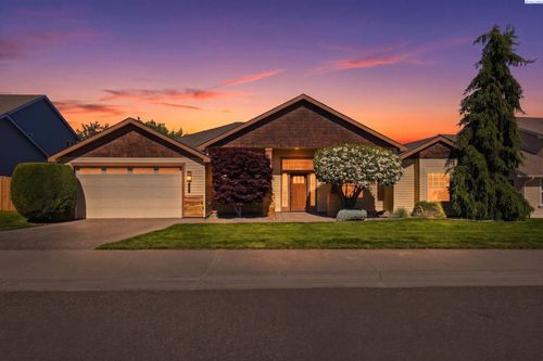 3516 S Keller St, Kennewick, WA, 99337 | Card Image