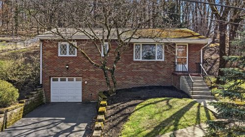 118 Kentzel Rd, Pittsburgh, PA, 15237-2816 | Card Image