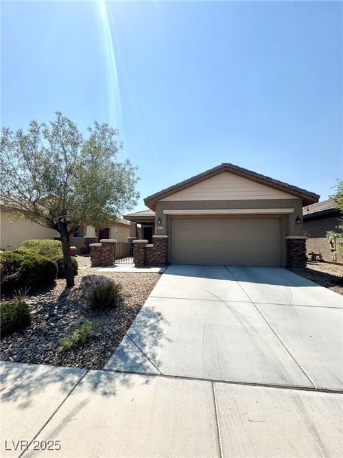 0-6079 Isola Peak Ave, Las Vegas, NV, 89122-3480 | Card Image