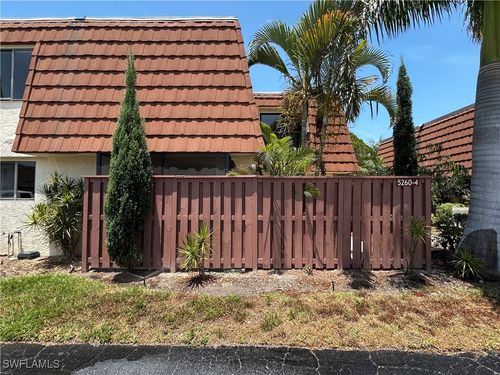 apt-4-5260 Cedarbend Dr, FORT MYERS, FL, 33919-7584 | Card Image