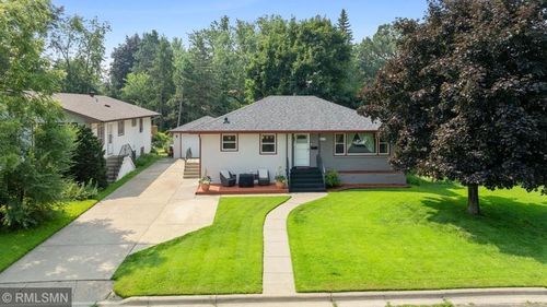 142 E Warburton St, South Saint Paul, MN, 55075-3220 | Card Image