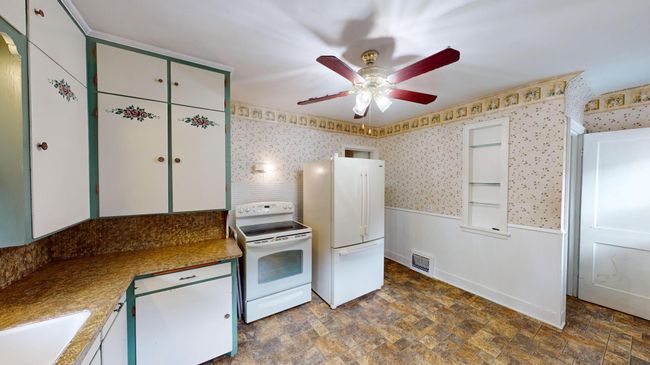 Kitchen | Image 15