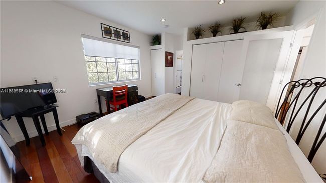 APT-12 - 815 Euclid Ave, Condo with 1 bedrooms, 1 bathrooms and null parking in Miami Beach FL | Image 14